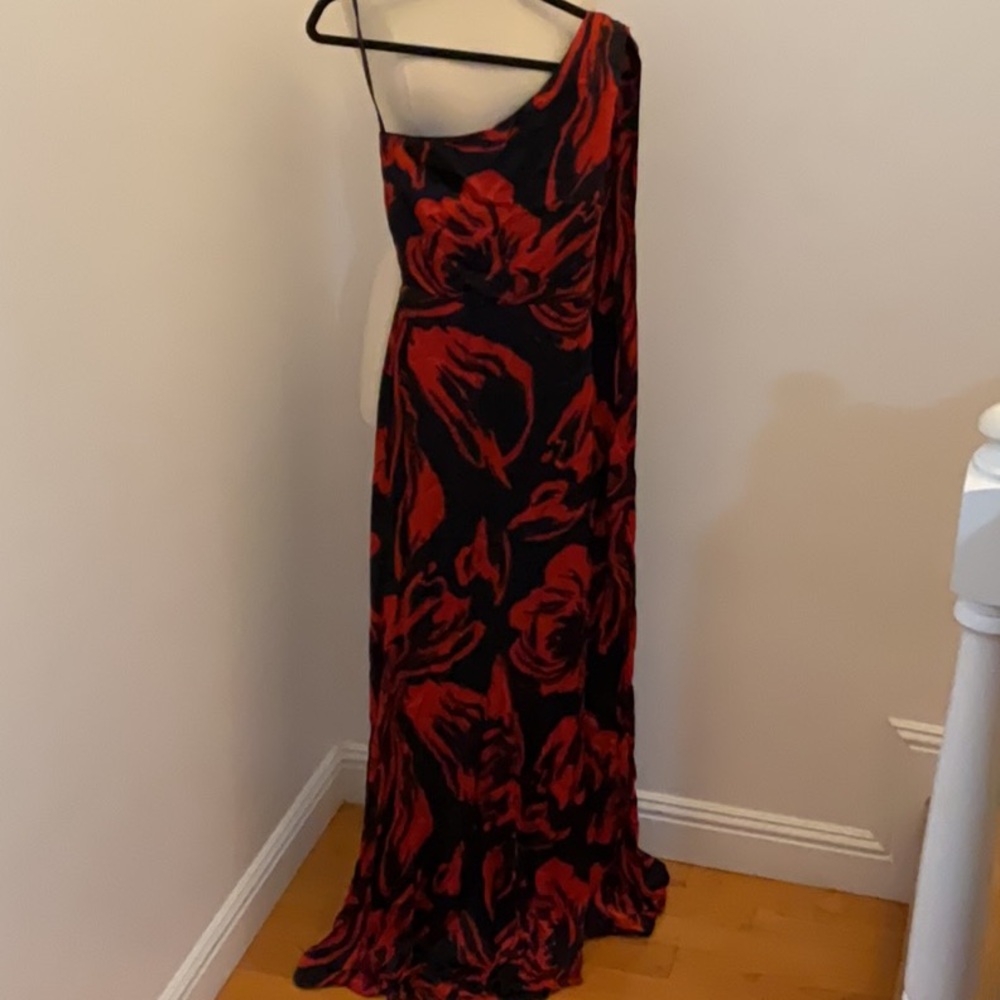 Yaura Adana Gown, Size: XS - Picture 9 of 12